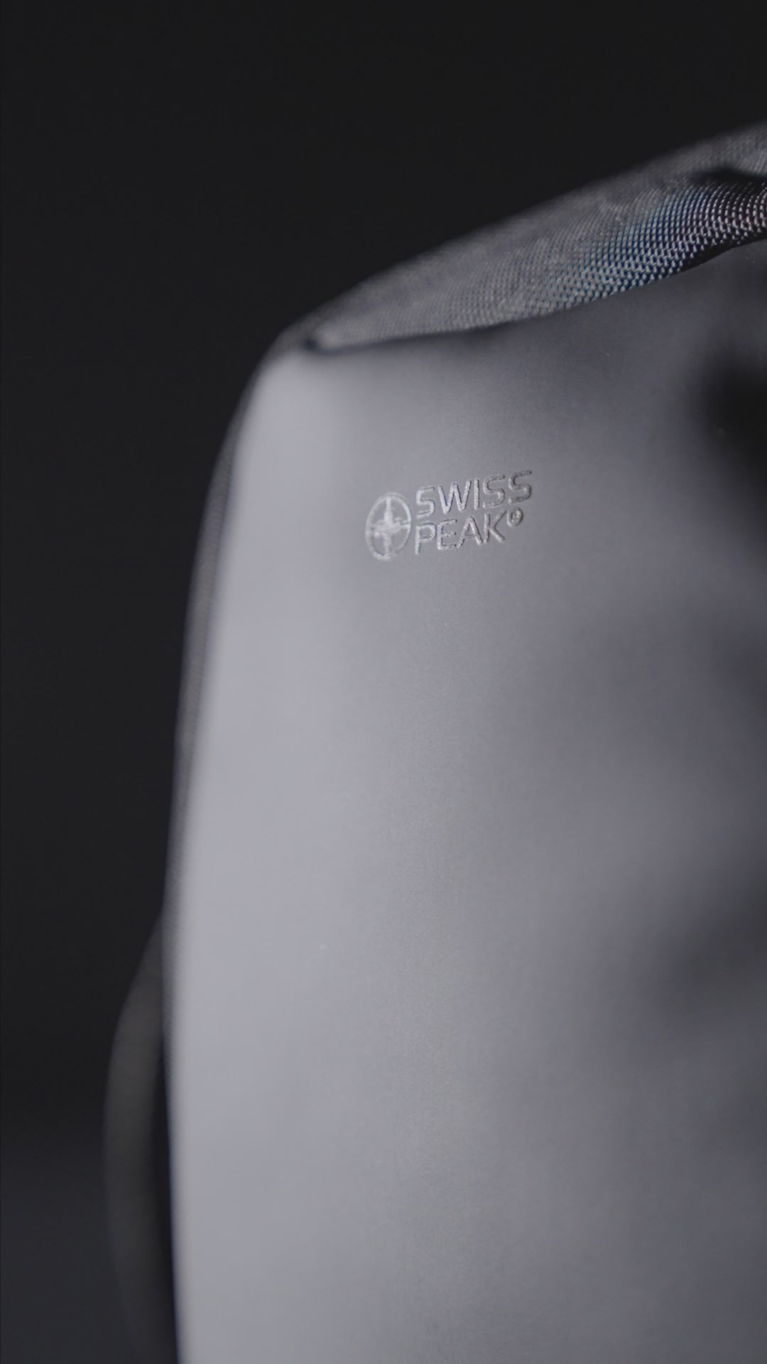 Swiss Peak AWARE RPET 15,6" Day-Pack Premium Laptop-Rucksack